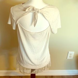 Oatmeal colored lace bottom tee, size XS.
